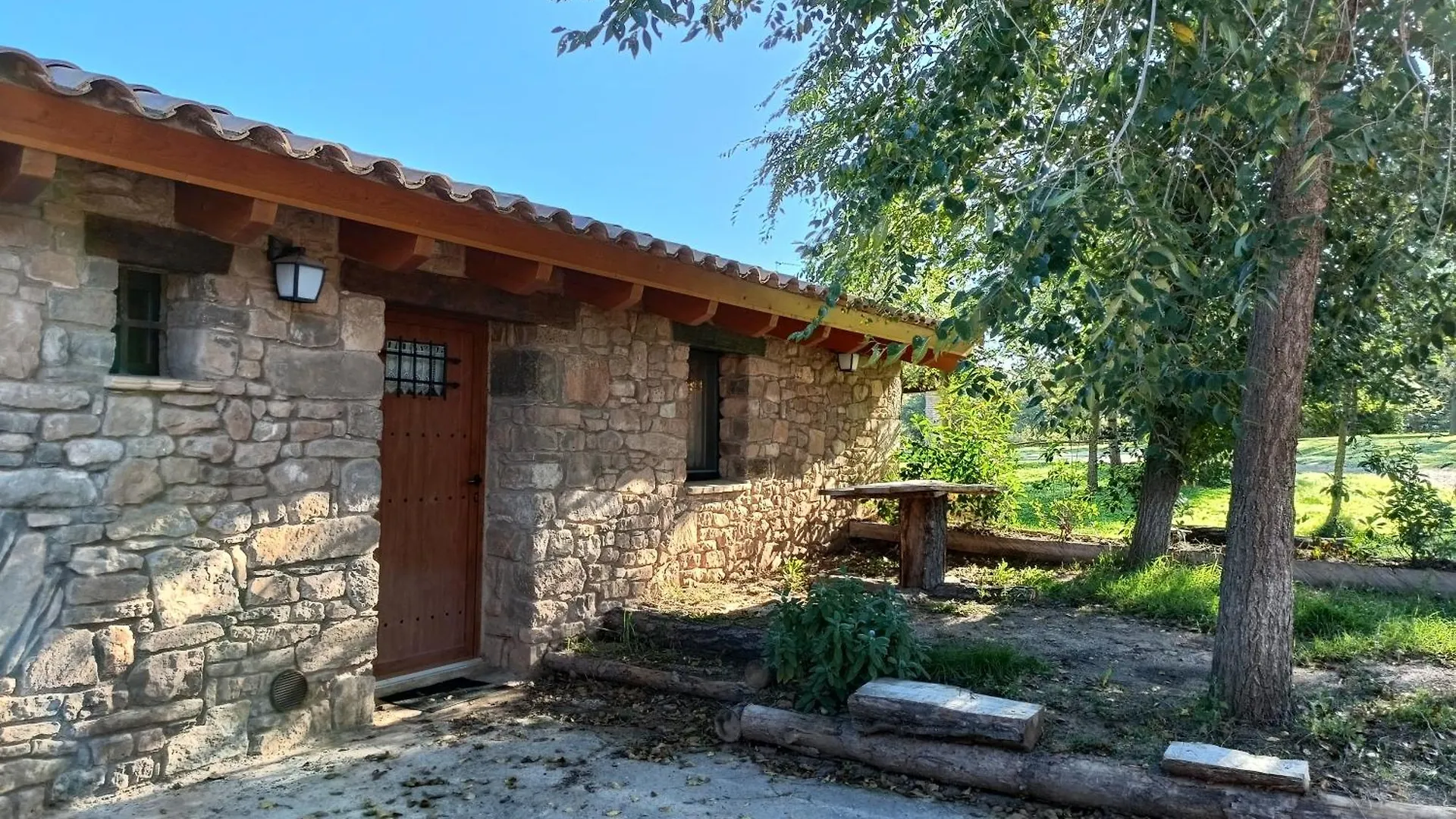 La Esquella Villa San Bartolome del Grau